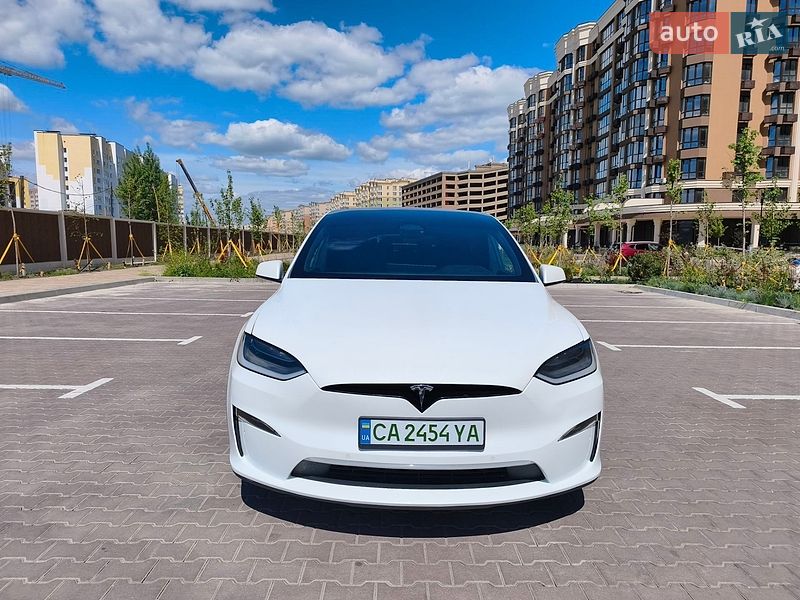 Внедорожник / Кроссовер Tesla Model X 2023 в Киеве