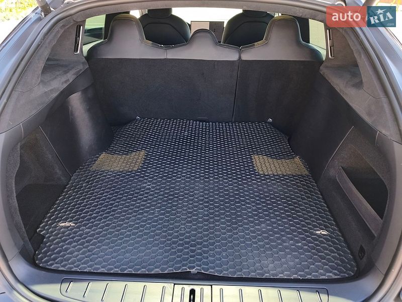 Внедорожник / Кроссовер Tesla Model X 2023 в Киеве