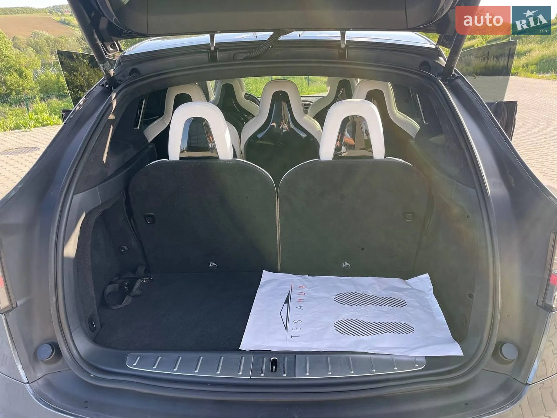 2016 Tesla Model X - мініатюра 14