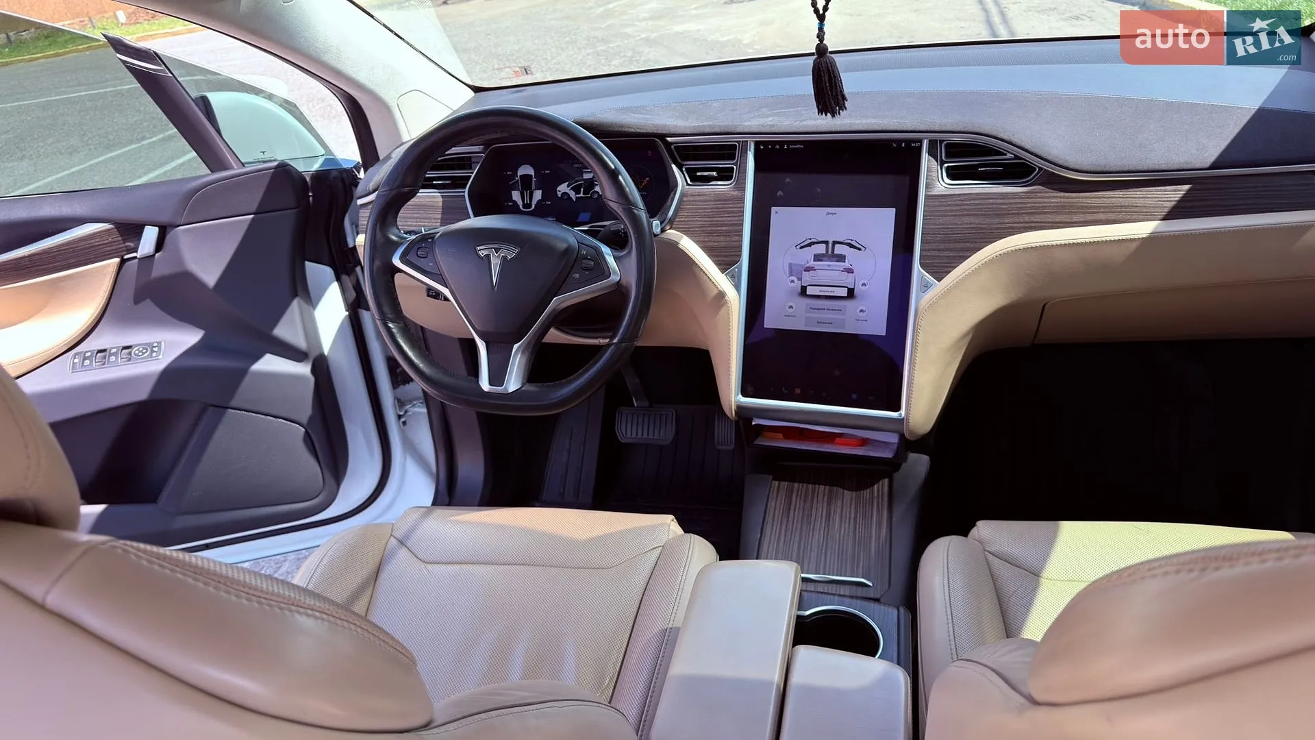 2016 Tesla Model X - мініатюра 29