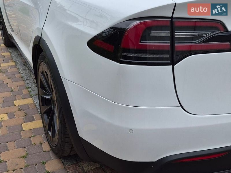Внедорожник / Кроссовер Tesla Model X 2022 в Киеве