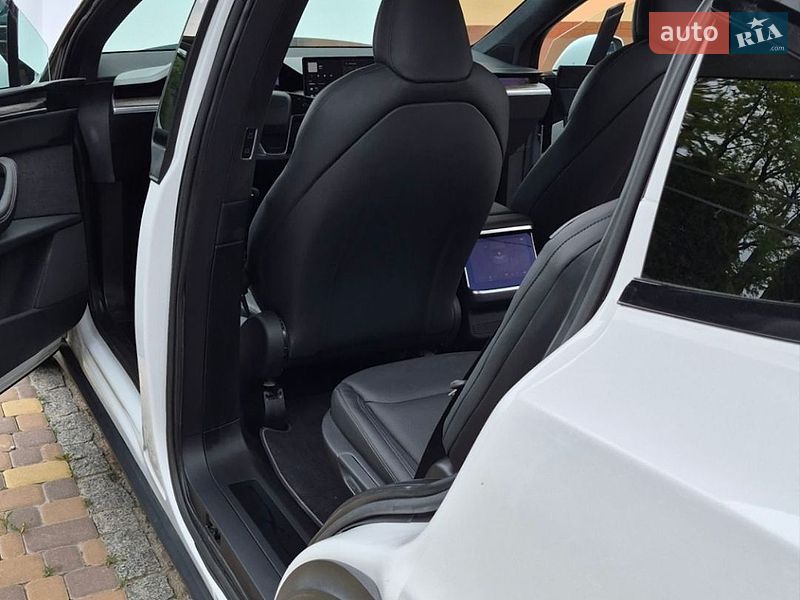 Внедорожник / Кроссовер Tesla Model X 2022 в Киеве