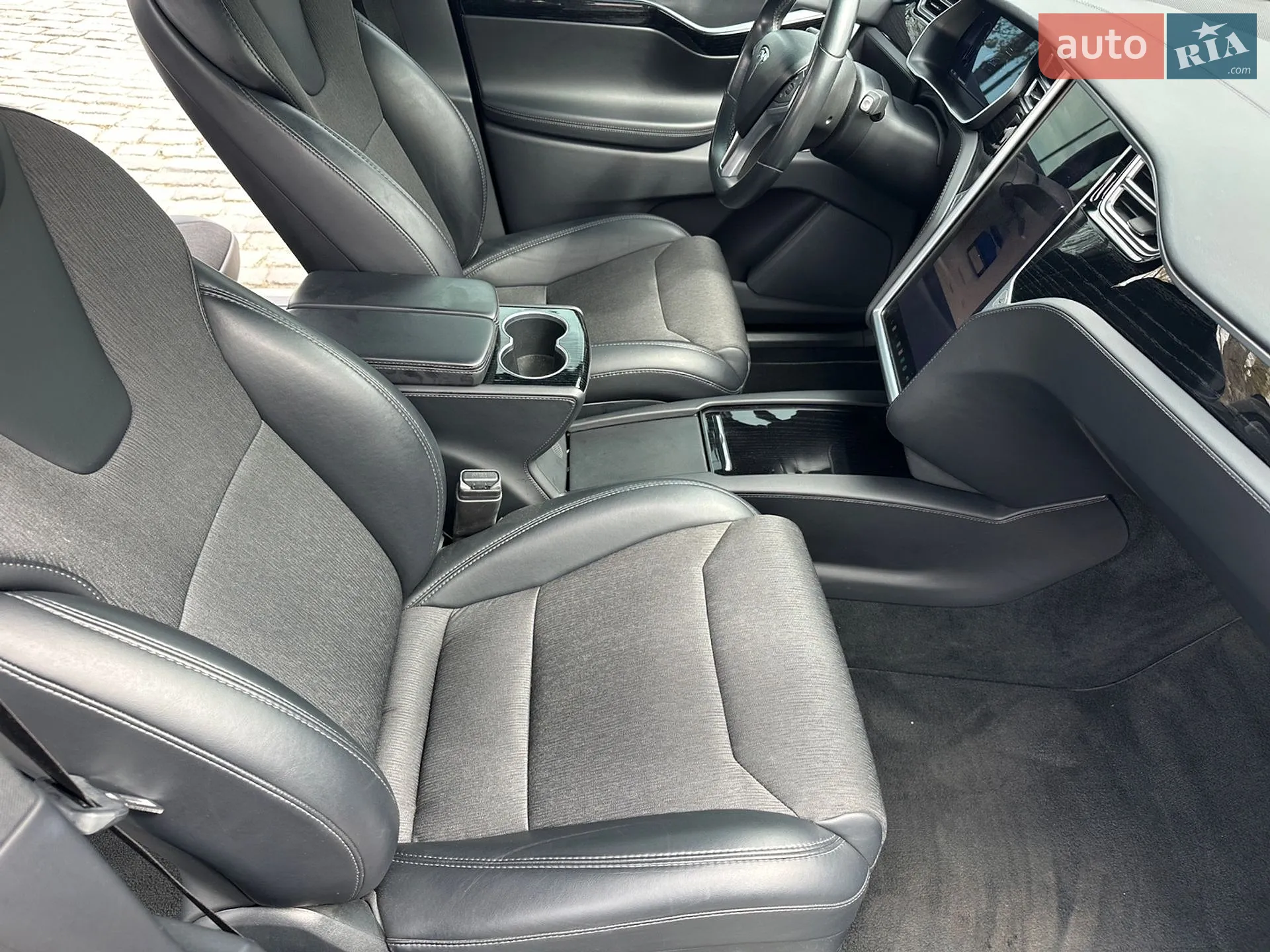 2017 Tesla Model X - мініатюра 43
