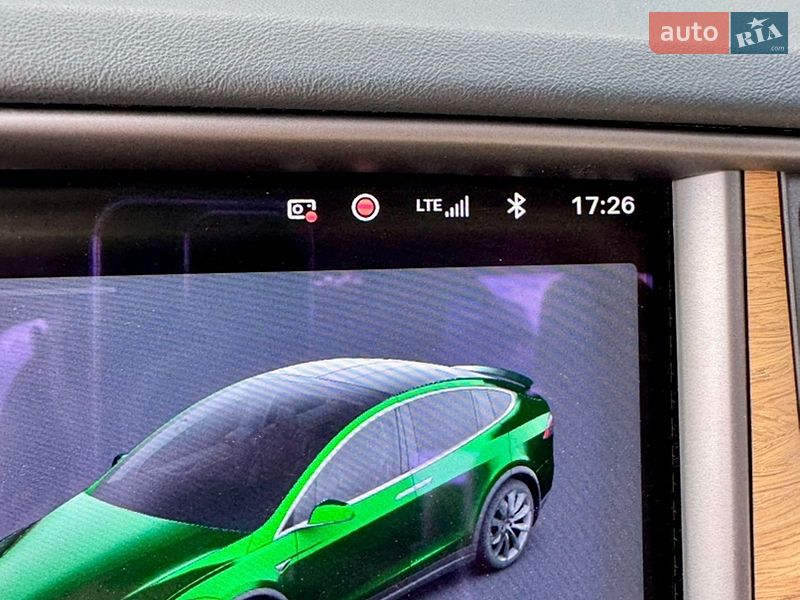 Позашляховик / Кросовер Tesla Model X 2018 в Львові