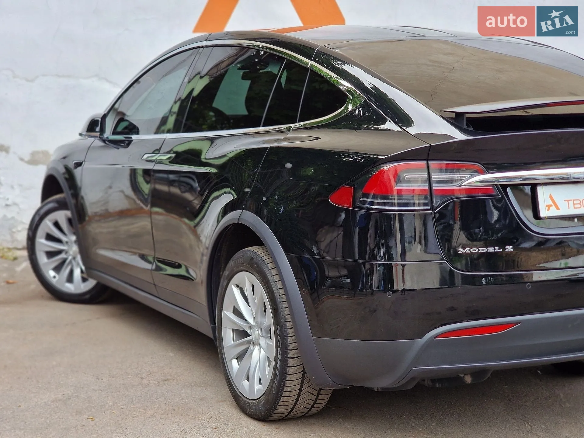 2017 Tesla Model X - мініатюра 26