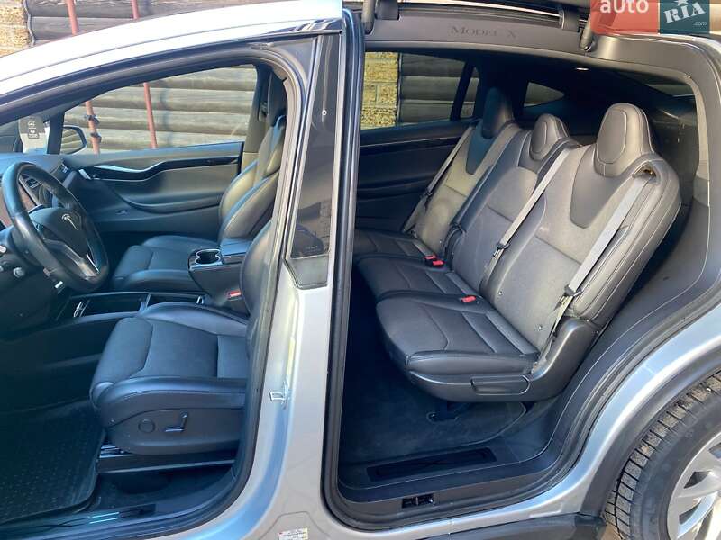 Внедорожник / Кроссовер Tesla Model X 2018 в Виннице
