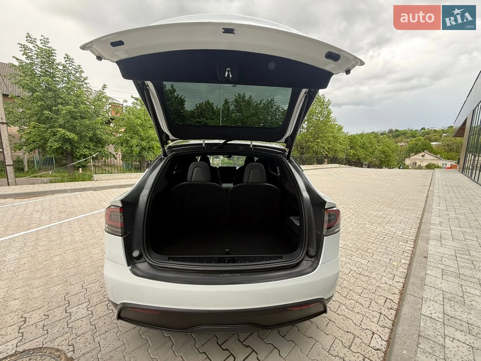 2023 Tesla Model X - мініатюра 29