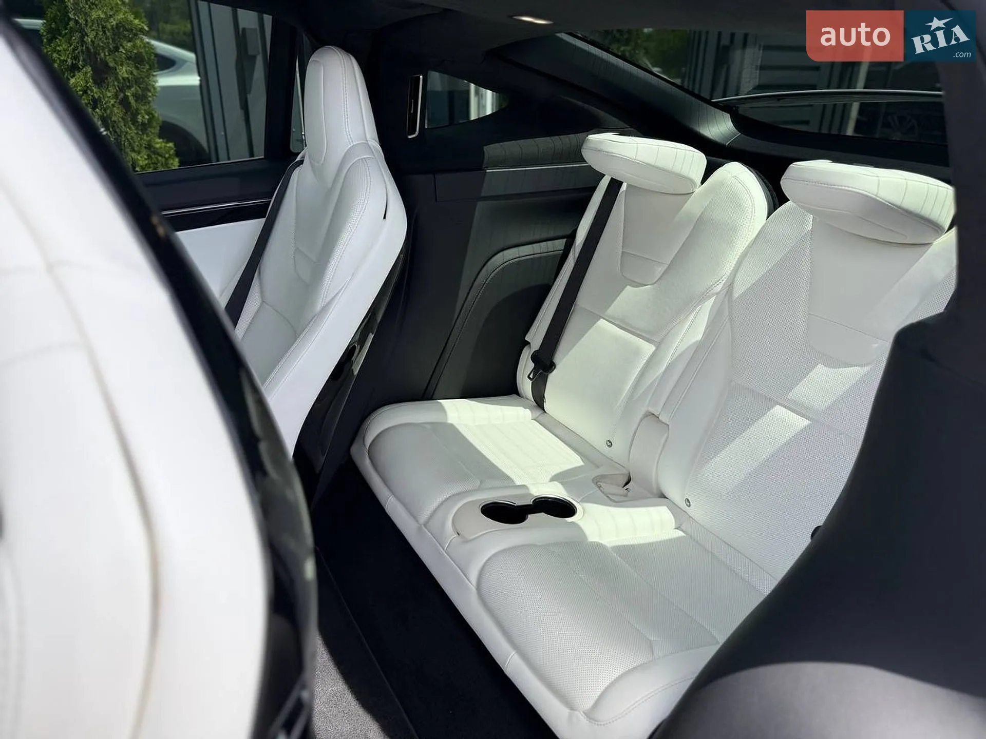 2016 Tesla Model X - мініатюра 18