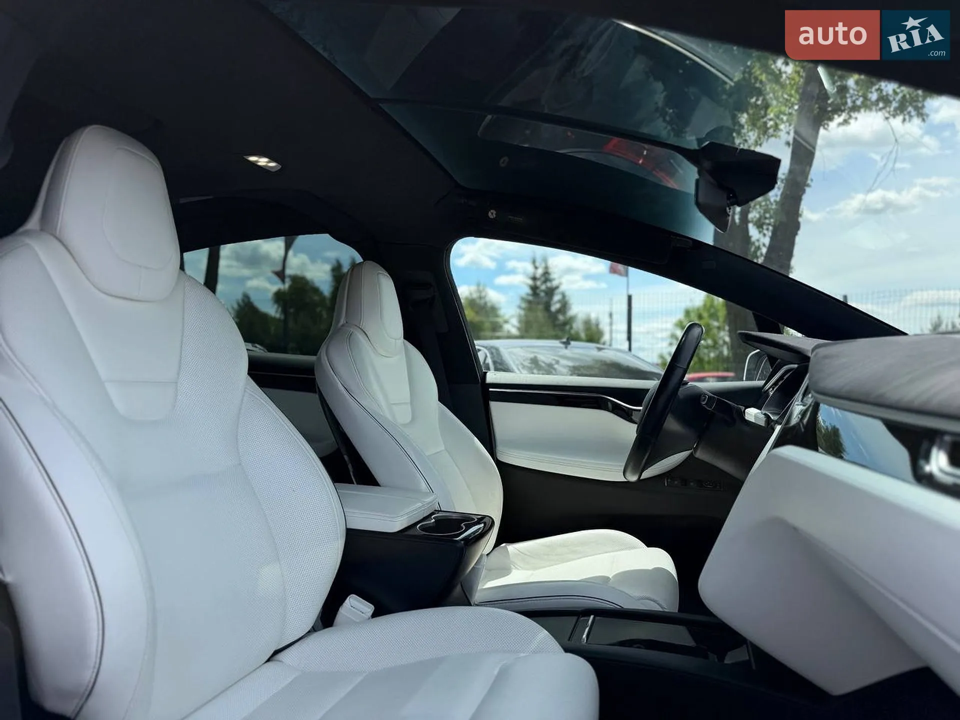 2016 Tesla Model X - мініатюра 28
