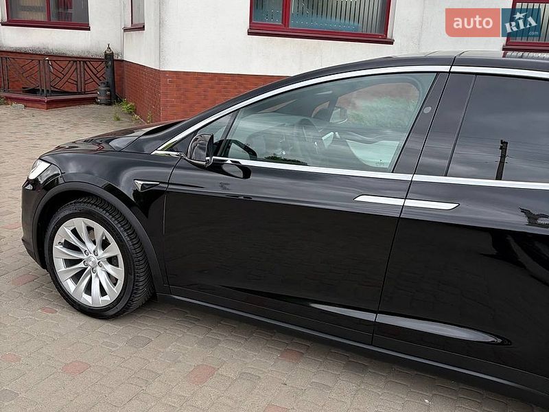 Внедорожник / Кроссовер Tesla Model X 2019 в Луцке фото 23 Внедорожник / Кроссовер Tesla Model X 2019 в Луцке