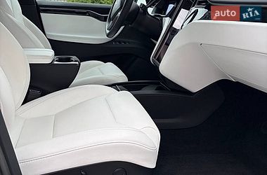 Внедорожник / Кроссовер Tesla Model X 2019 в Луцке фото 32 Внедорожник / Кроссовер Tesla Model X 2019 в Луцке