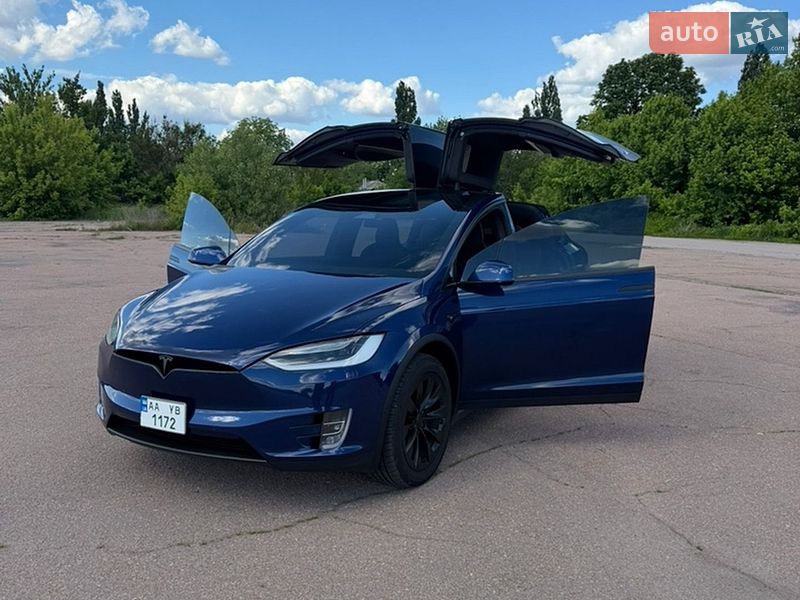 Внедорожник / Кроссовер Tesla Model X 2019 в Прилуках