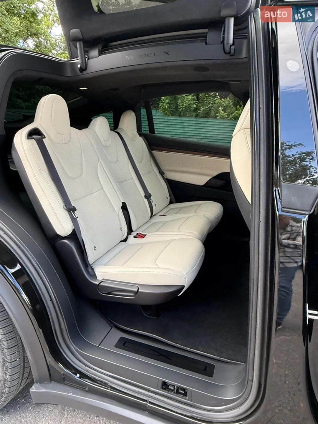 2022 Tesla Model X - мініатюра 18