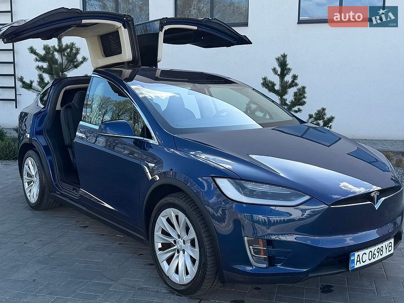 Позашляховик / Кросовер Tesla Model X 2017 в Луцьку фото 10 Позашляховик / Кросовер Tesla Model X 2017 в Луцьку
