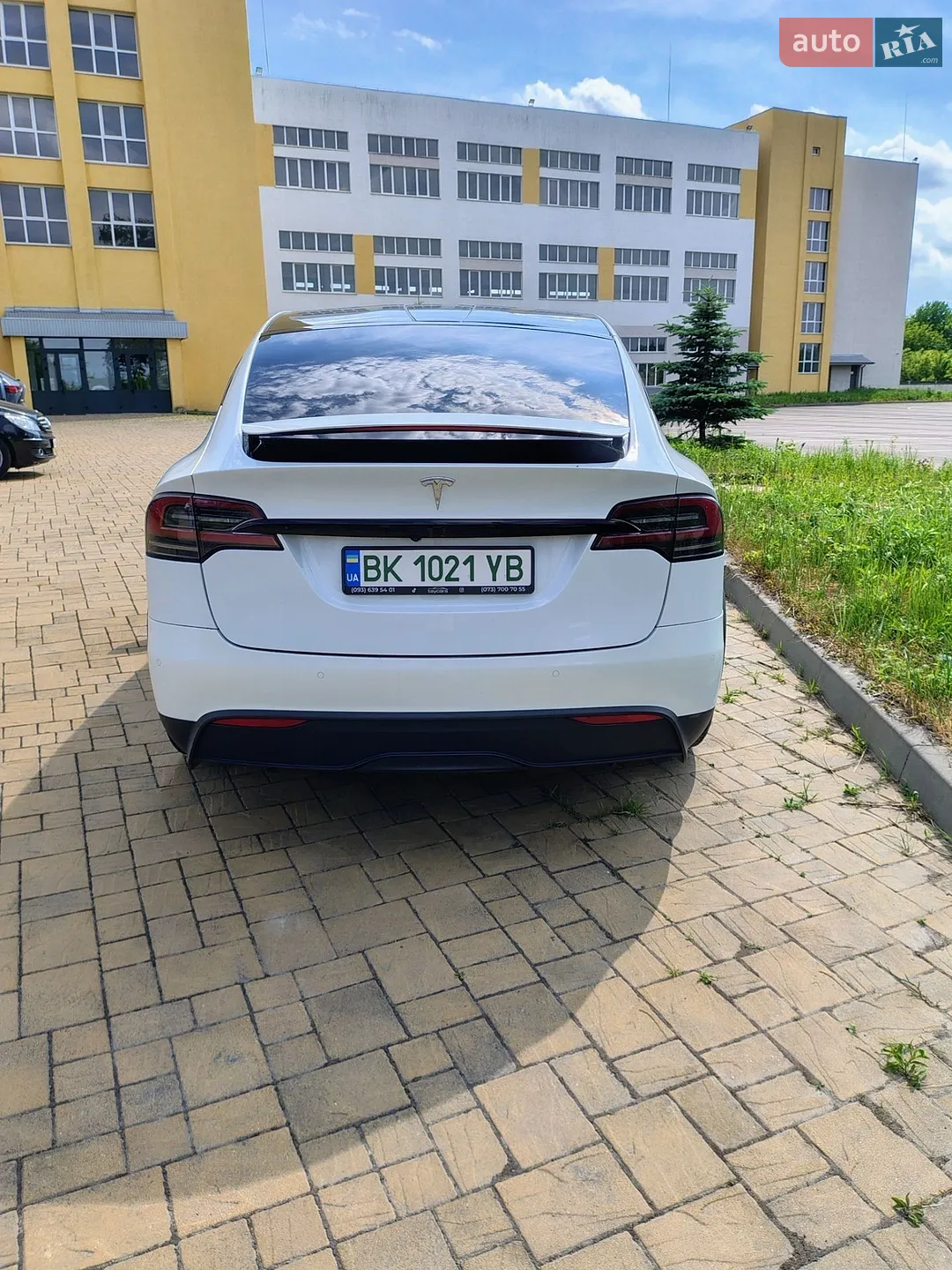2022 Tesla Model X - мініатюра 8