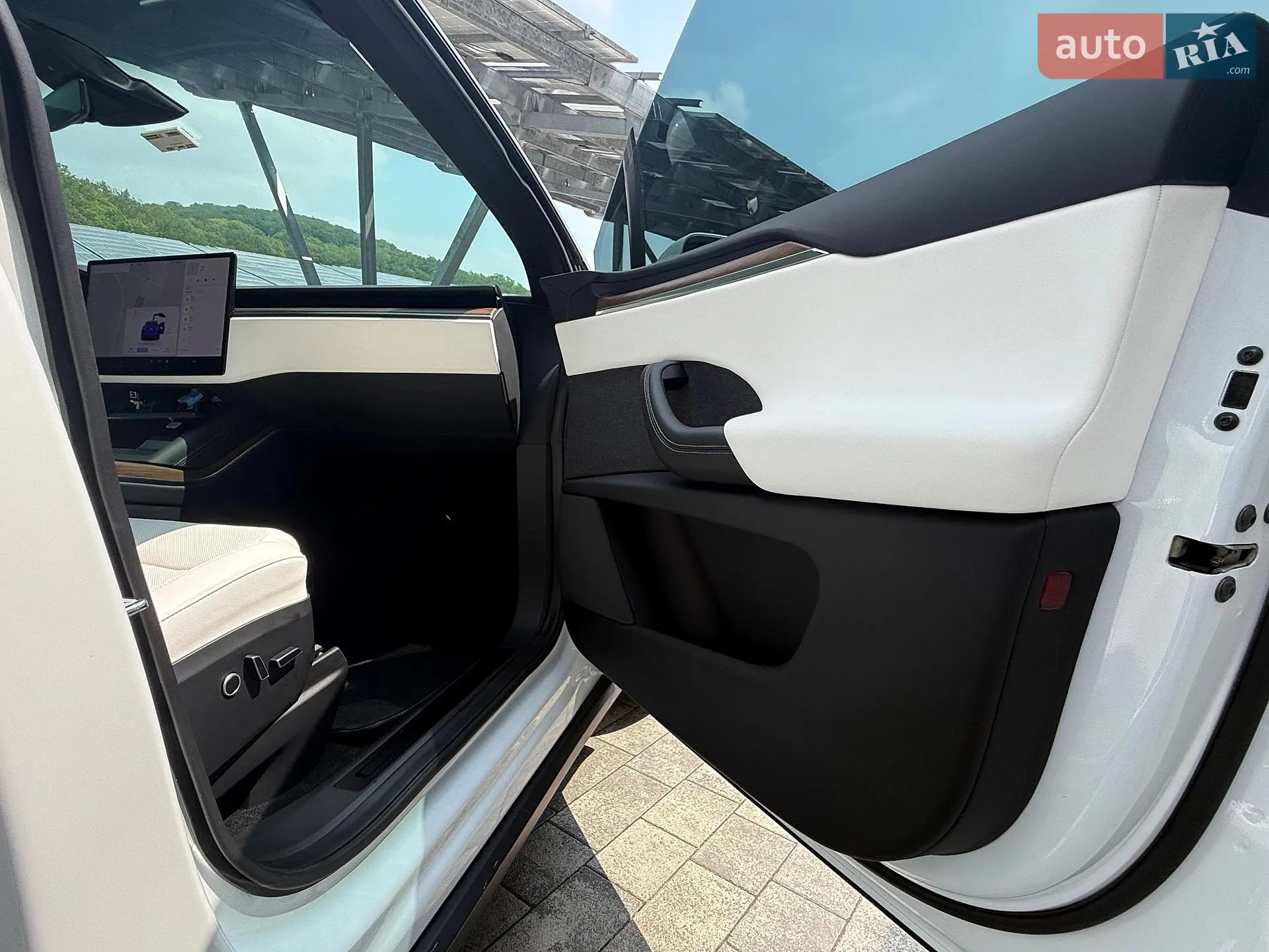 2022 Tesla Model X - мініатюра 26