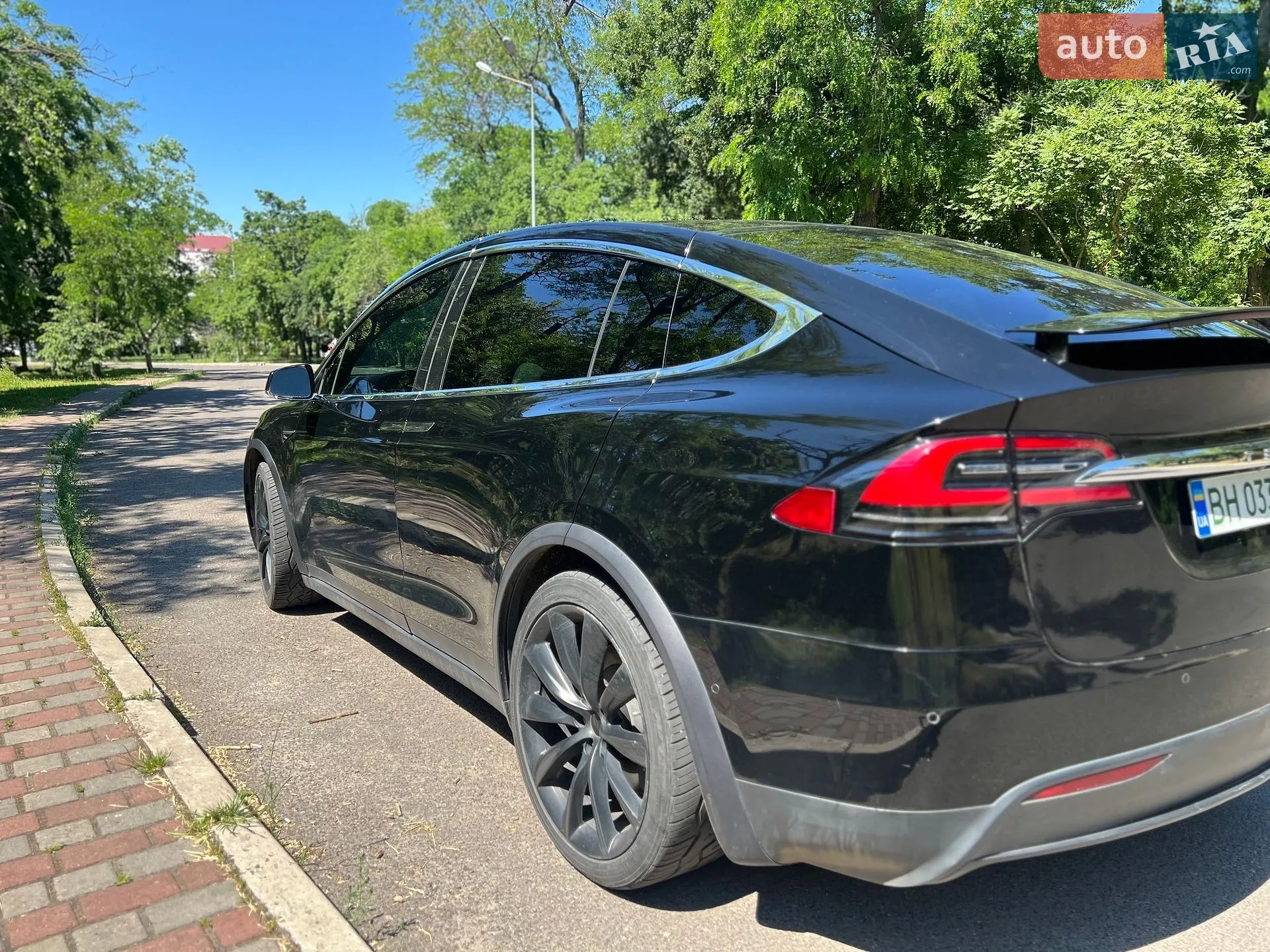 2020 Tesla Model X - мініатюра 4
