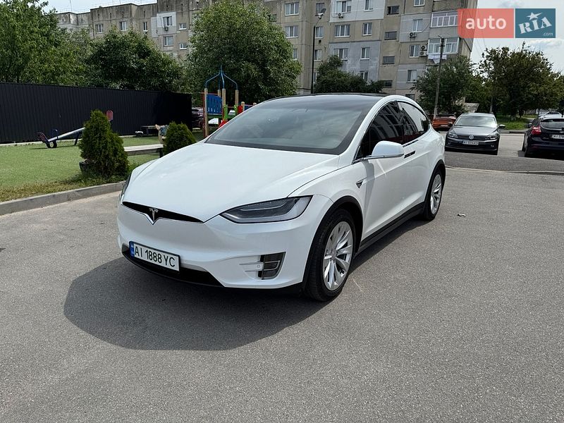 Tesla Model X 2018