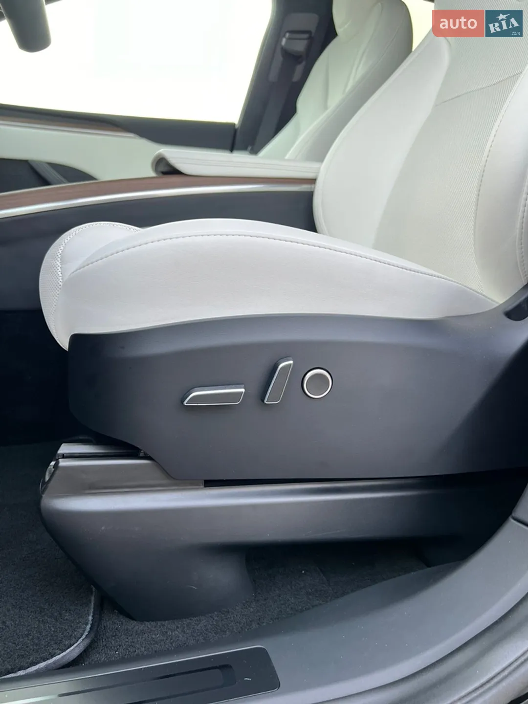 2022 Tesla Model X - мініатюра 20