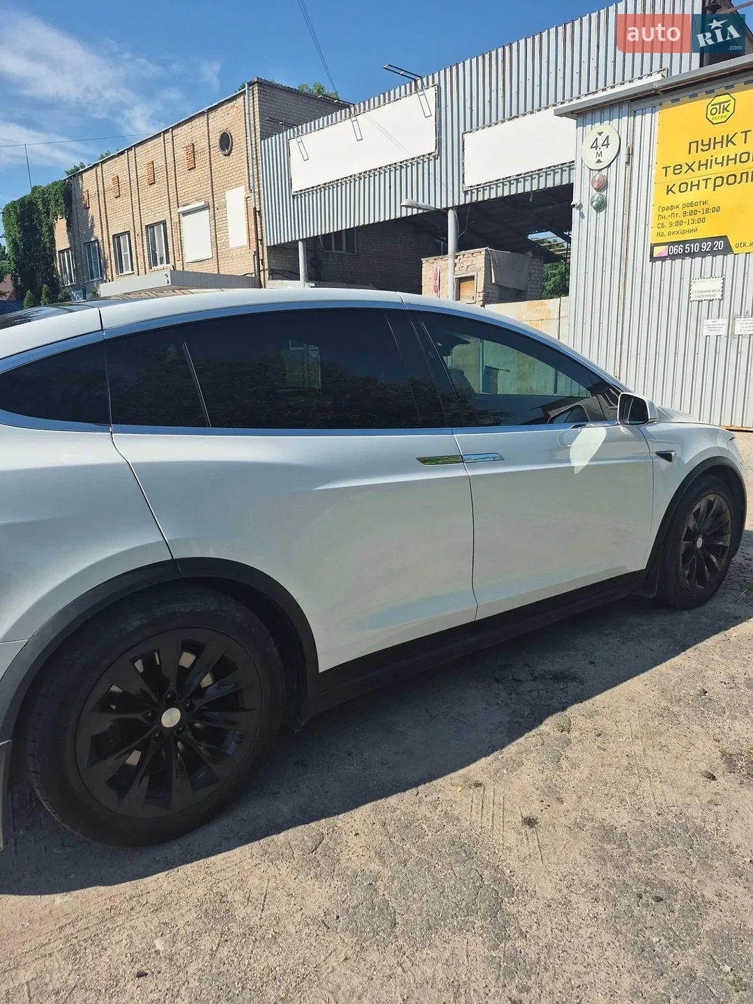 2019 Tesla Model X - мініатюра 8