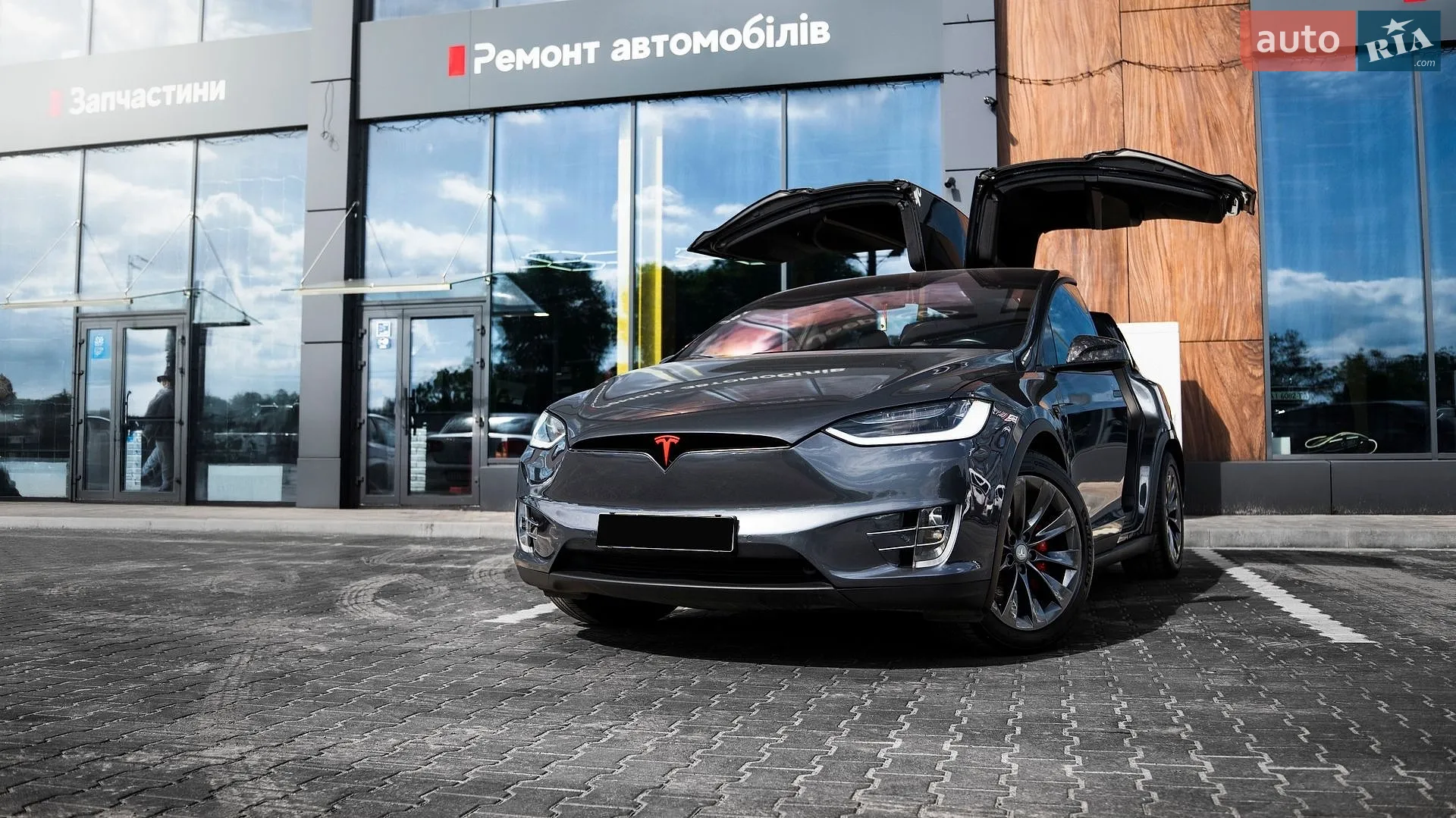 2018 Tesla Model X - фото 1