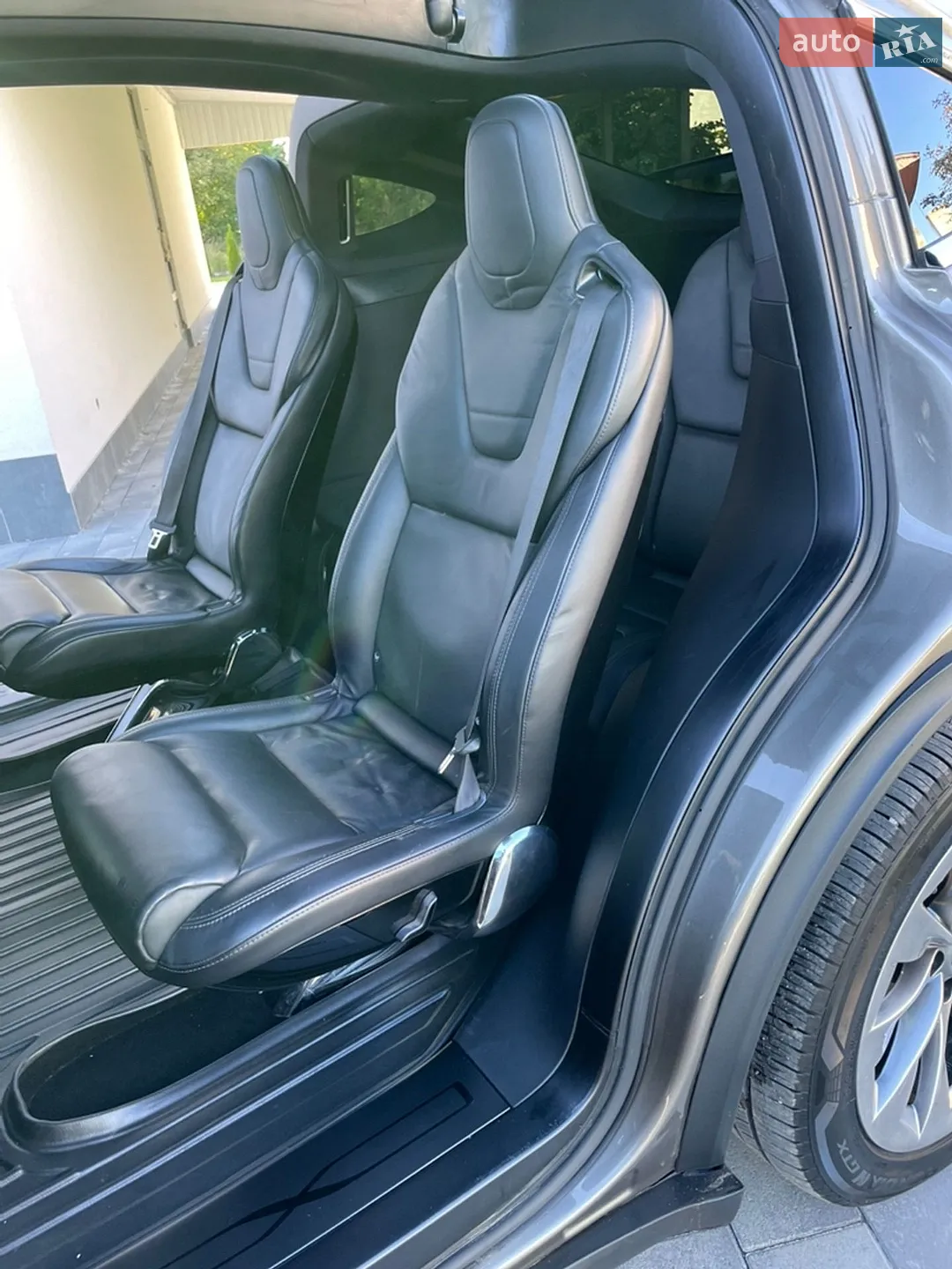 2016 Tesla Model X - мініатюра 11
