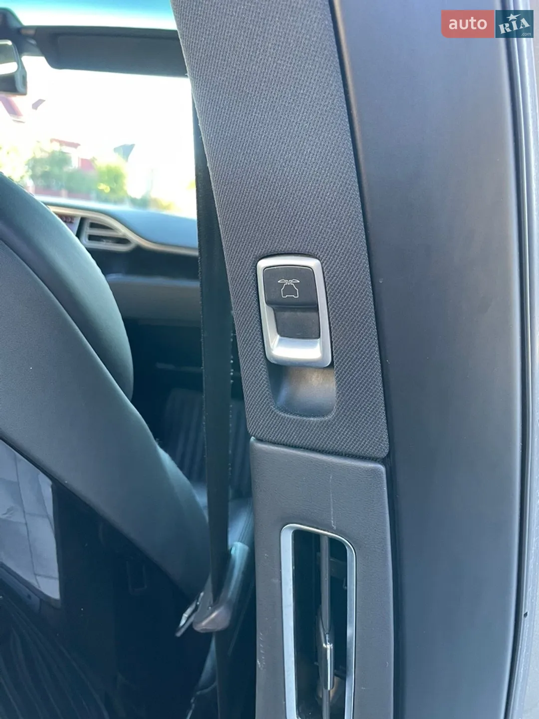 2016 Tesla Model X - мініатюра 19