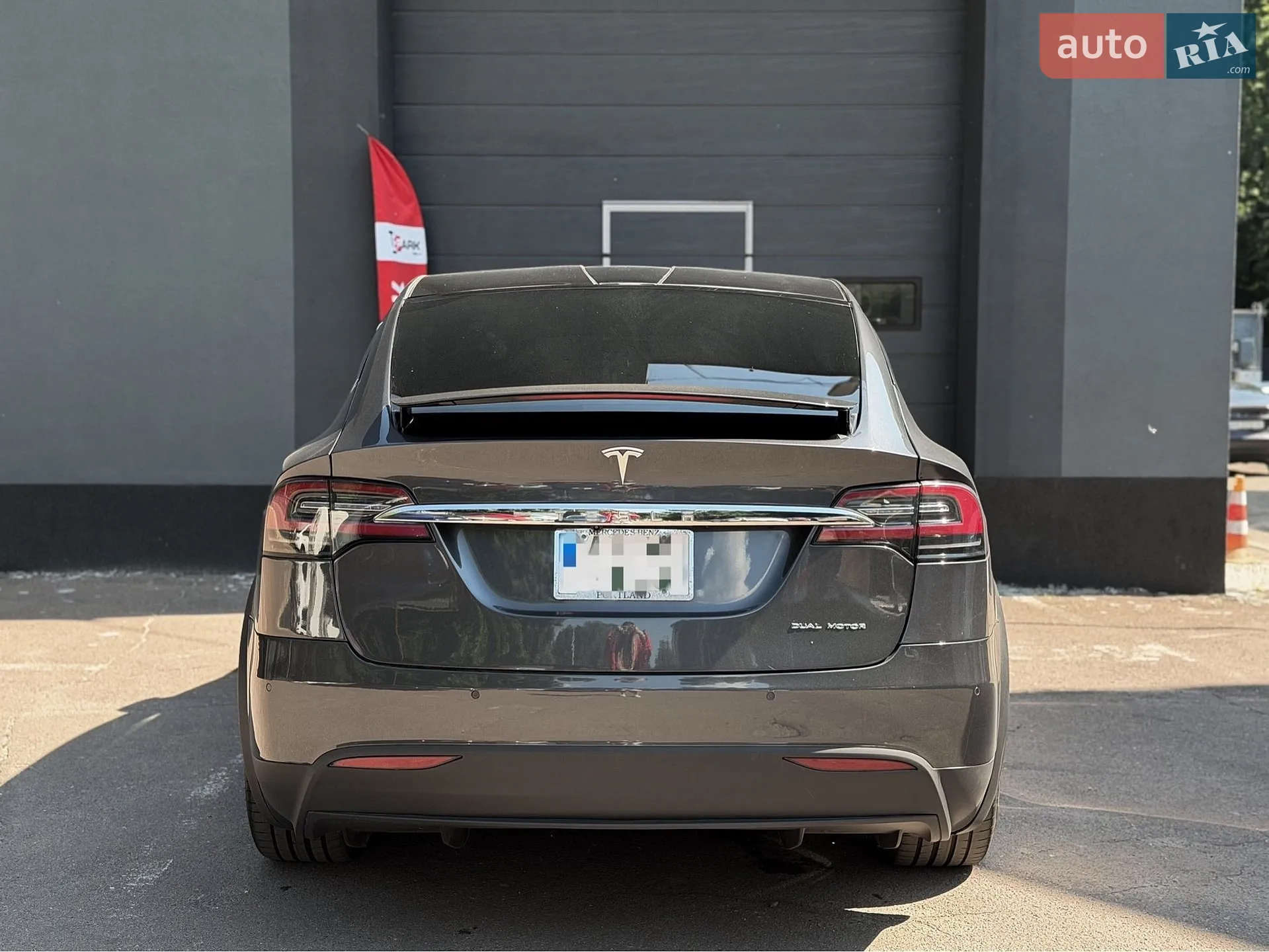 2020 Tesla Model X - мініатюра 8