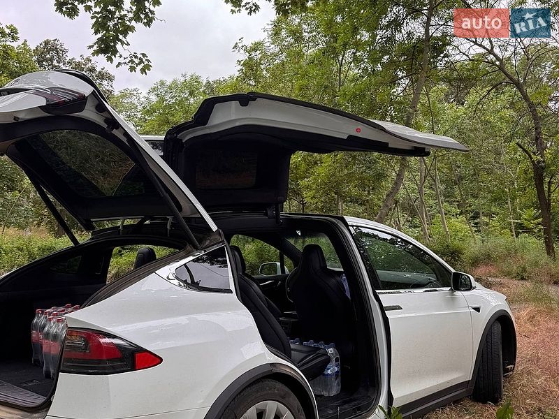 Внедорожник / Кроссовер Tesla Model X 2020 в Одессе