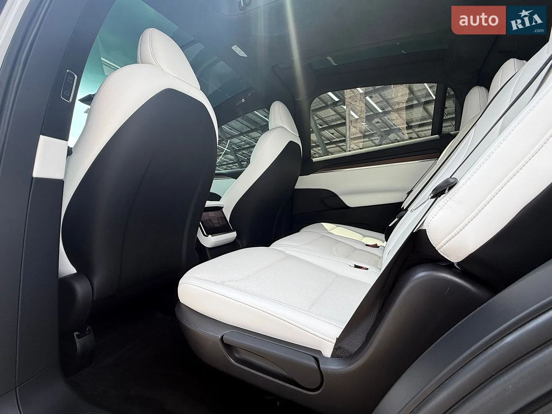 2023 Tesla Model X - мініатюра 37