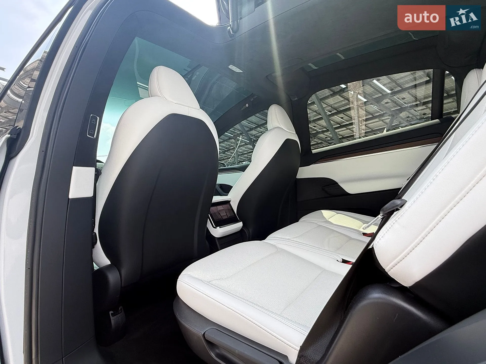 2023 Tesla Model X - мініатюра 39
