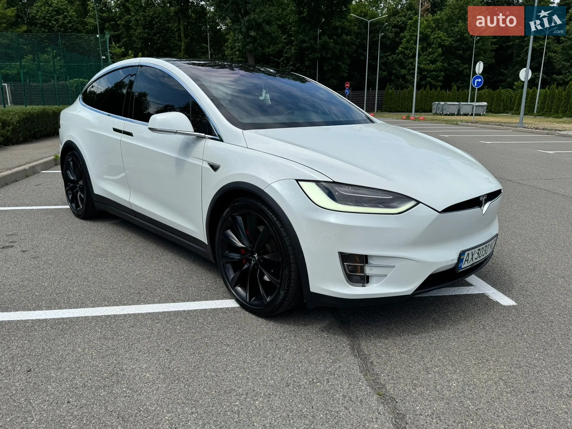 2016 Tesla Model X - мініатюра 10