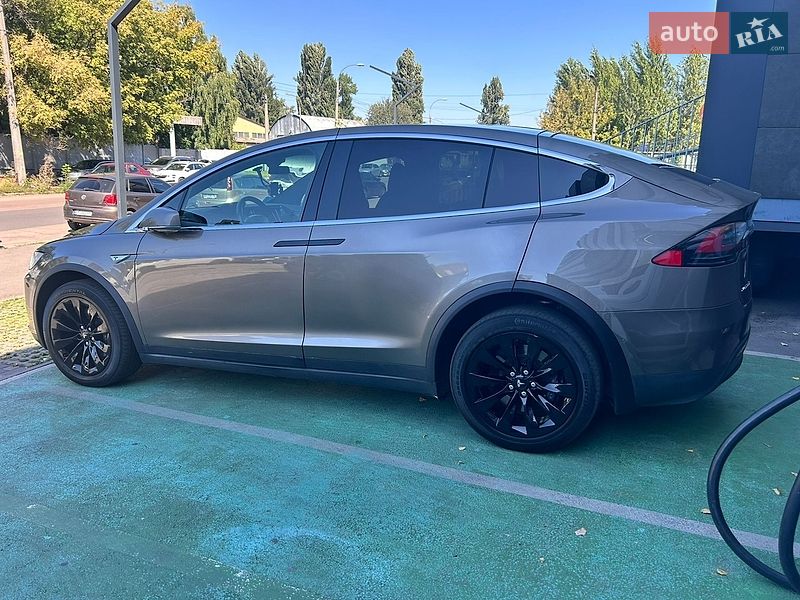 Внедорожник / Кроссовер Tesla Model X 2016 в Тернополе фото Внедорожник / Кроссовер Tesla Model X 2016 в Тернополе