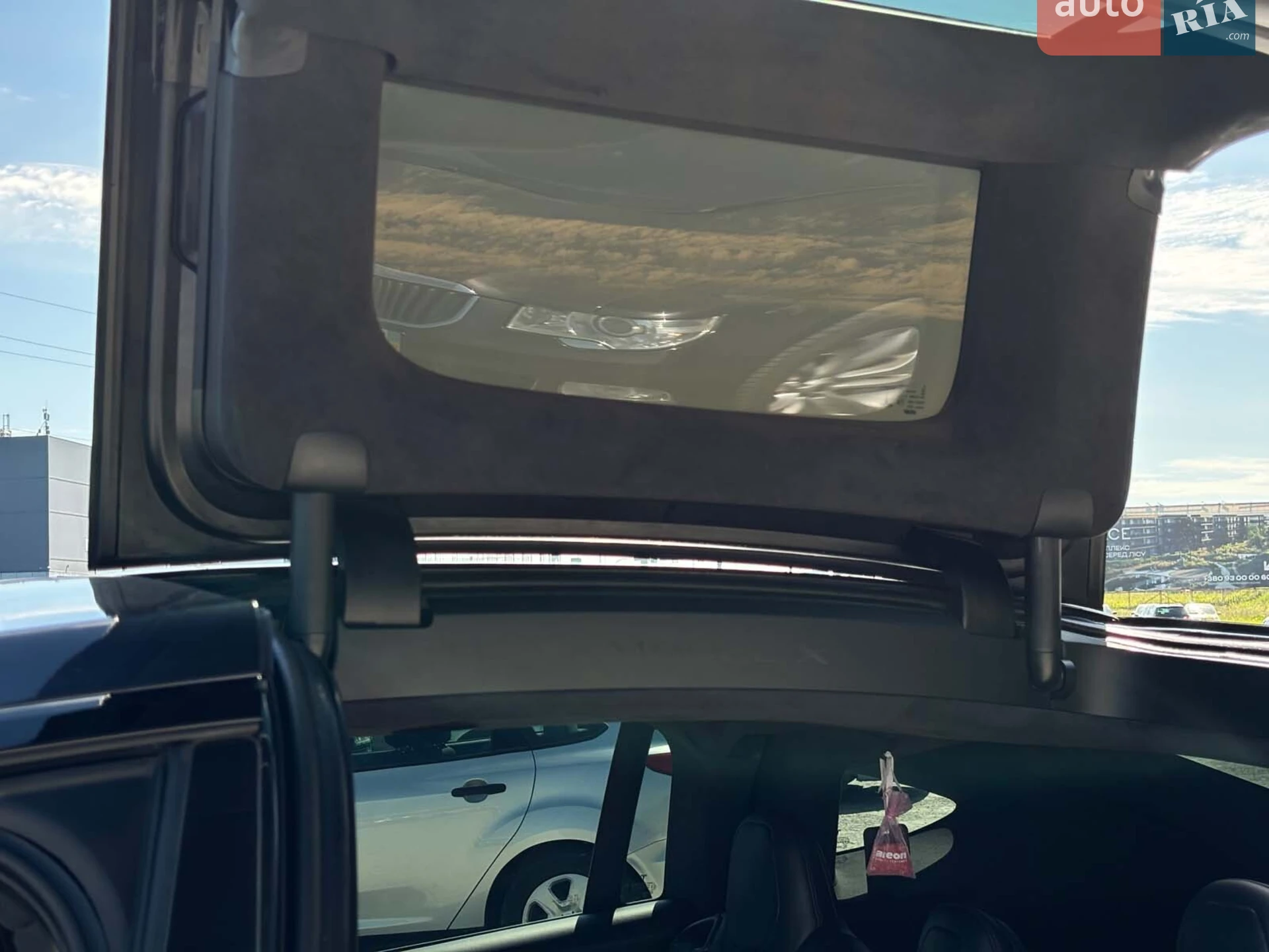 2023 Tesla Model X - мініатюра 33