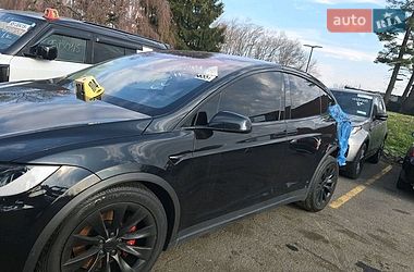 Внедорожник / Кроссовер Tesla Model X 2017 в Вышгороде фото 17 Внедорожник / Кроссовер Tesla Model X 2017 в Вышгороде