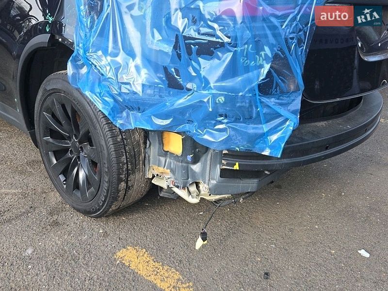 Внедорожник / Кроссовер Tesla Model X 2017 в Вышгороде фото 21 Внедорожник / Кроссовер Tesla Model X 2017 в Вышгороде