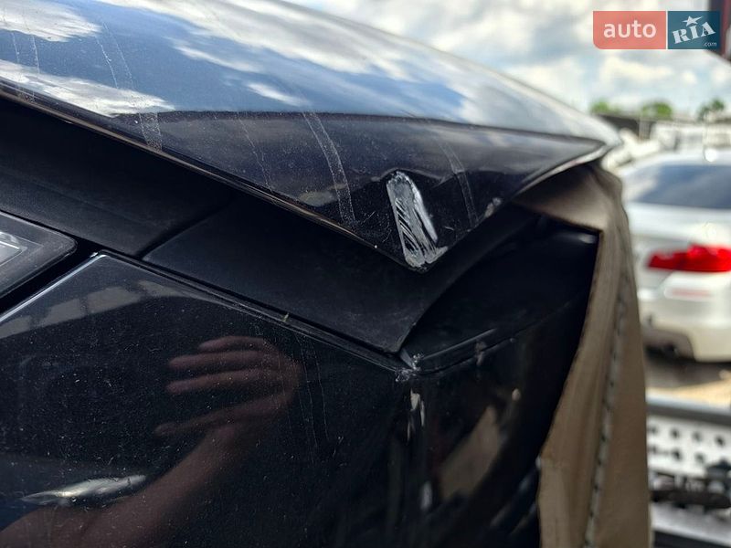 Внедорожник / Кроссовер Tesla Model X 2017 в Вышгороде фото 24 Внедорожник / Кроссовер Tesla Model X 2017 в Вышгороде