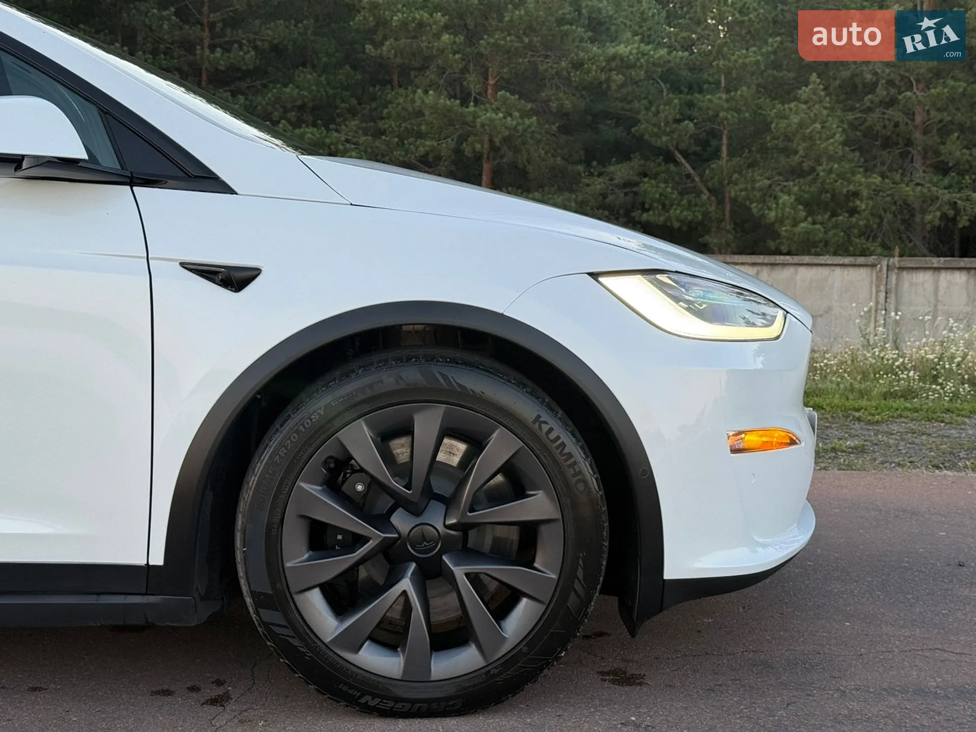 2022 Tesla Model X - мініатюра 23
