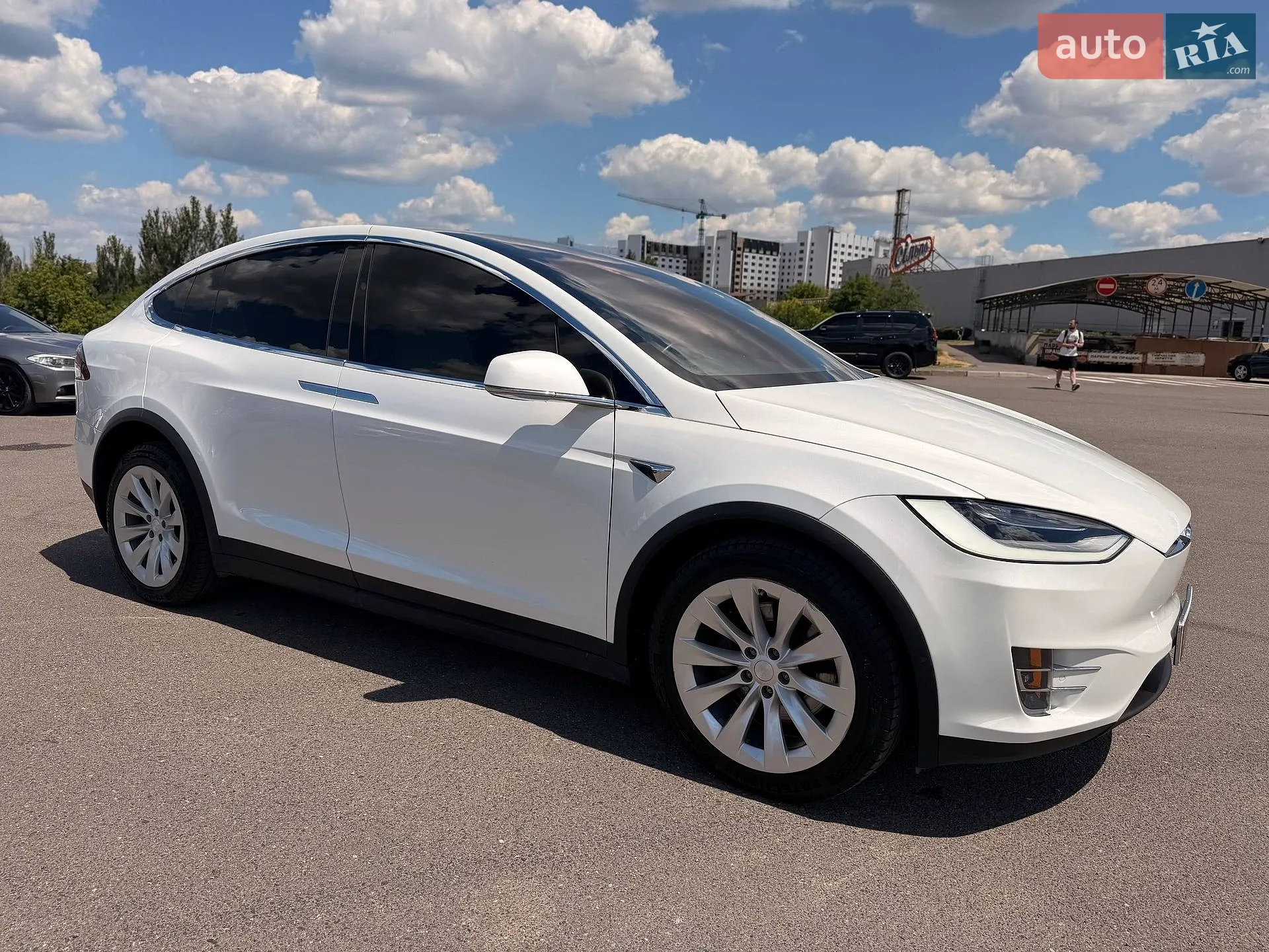 2020 Tesla Model X - мініатюра 19