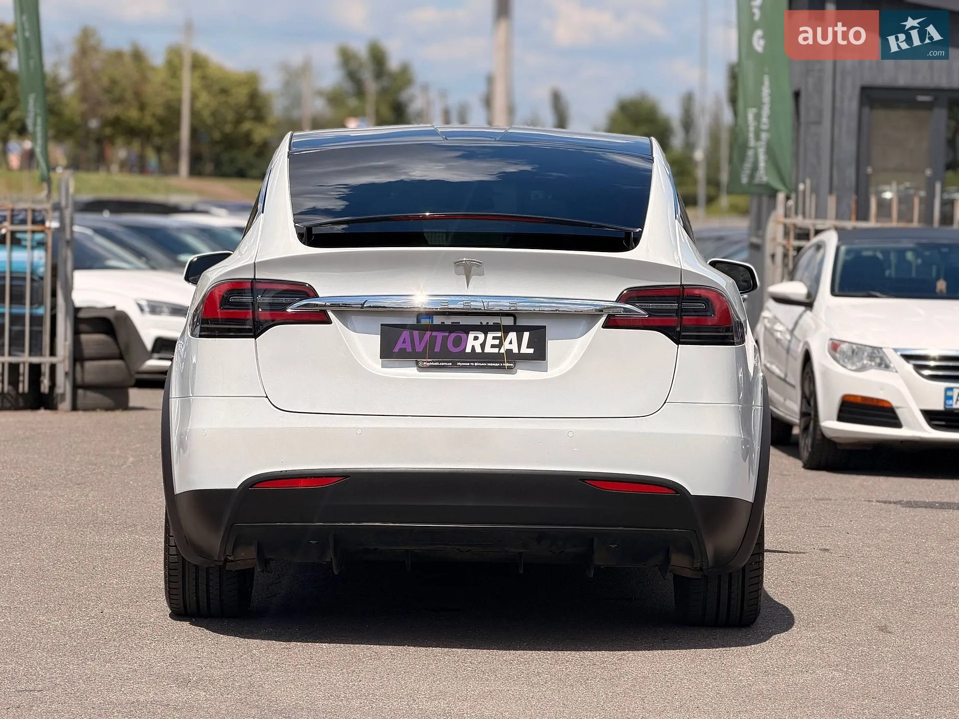 2020 Tesla Model X - мініатюра 31