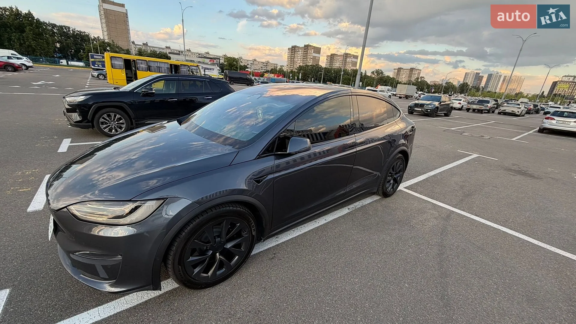 2022 Tesla Model X - мініатюра 5