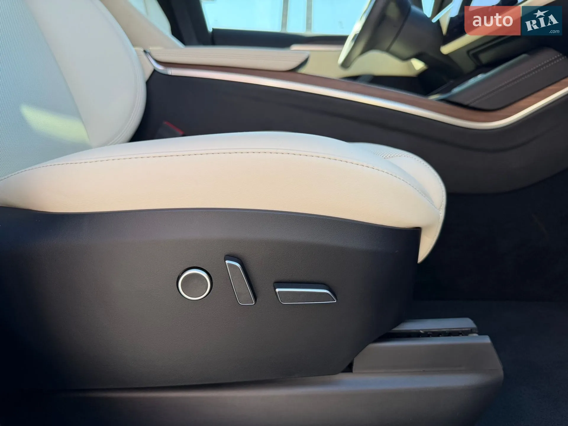 2023 Tesla Model X - мініатюра 25