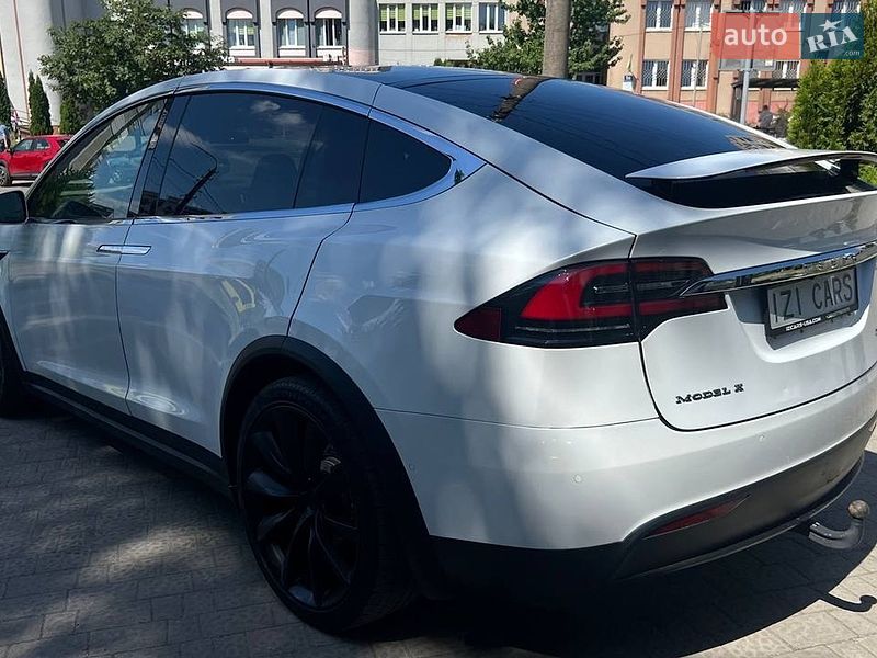 Внедорожник / Кроссовер Tesla Model X 2017 в Львове