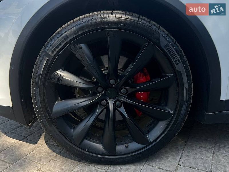 Внедорожник / Кроссовер Tesla Model X 2017 в Львове