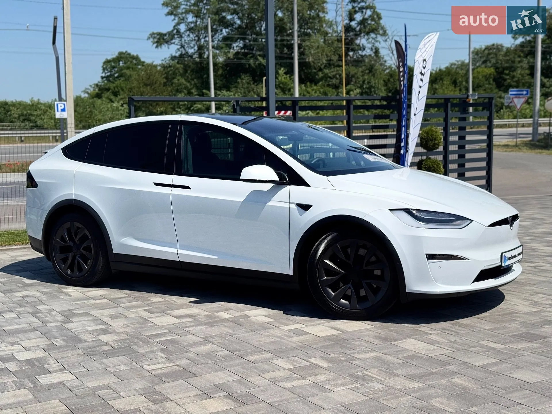 2022 Tesla Model X - мініатюра 6