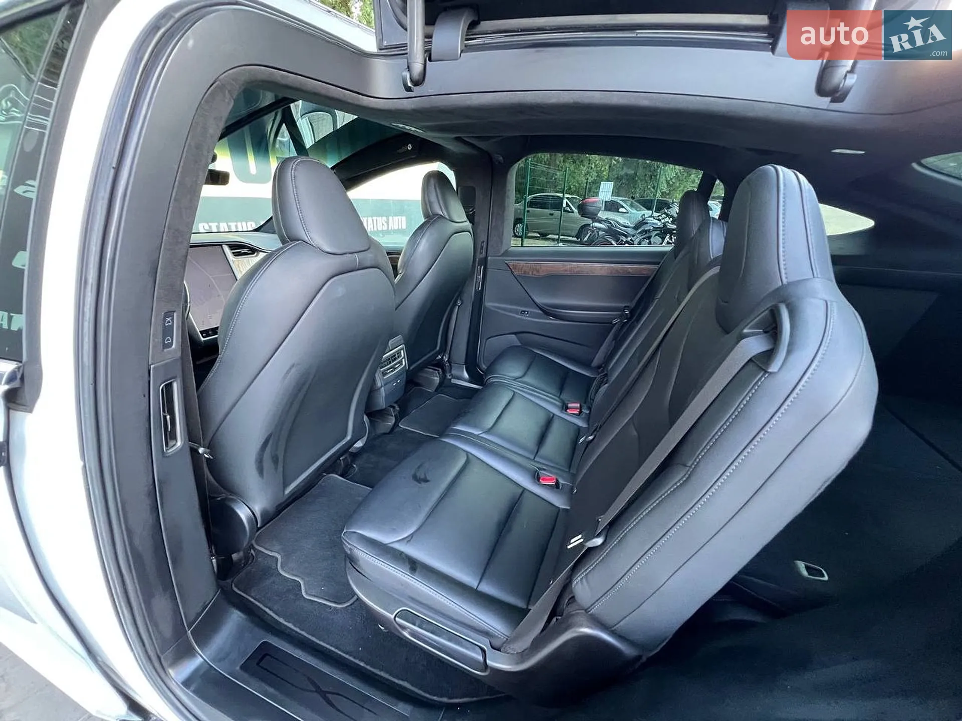 2020 Tesla Model X - мініатюра 29