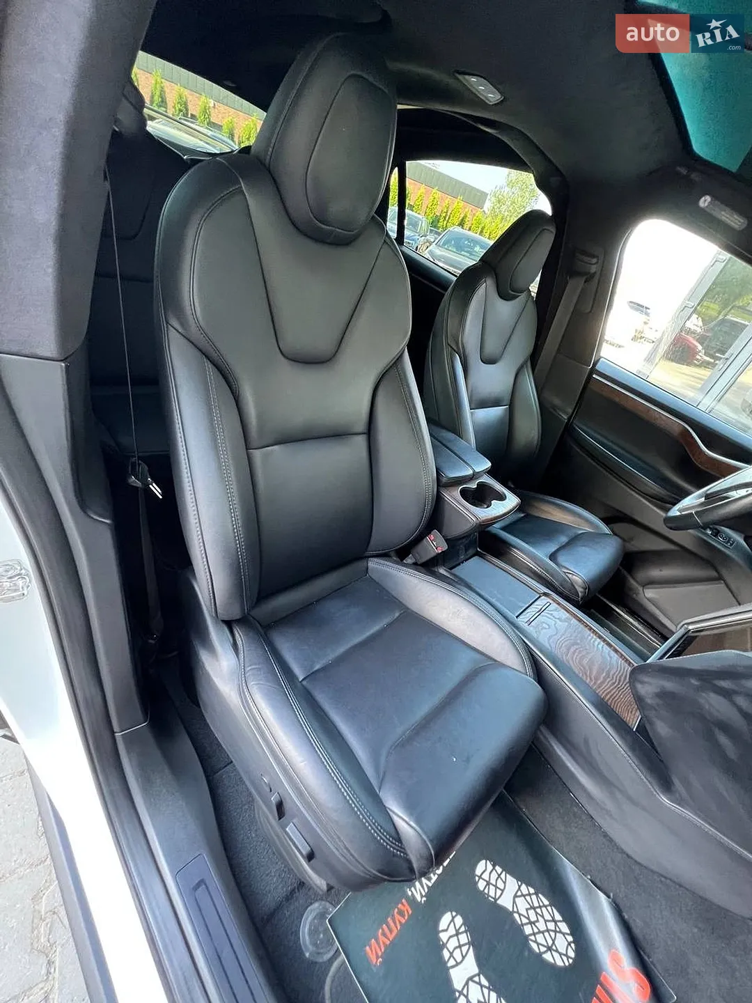 2020 Tesla Model X - мініатюра 32