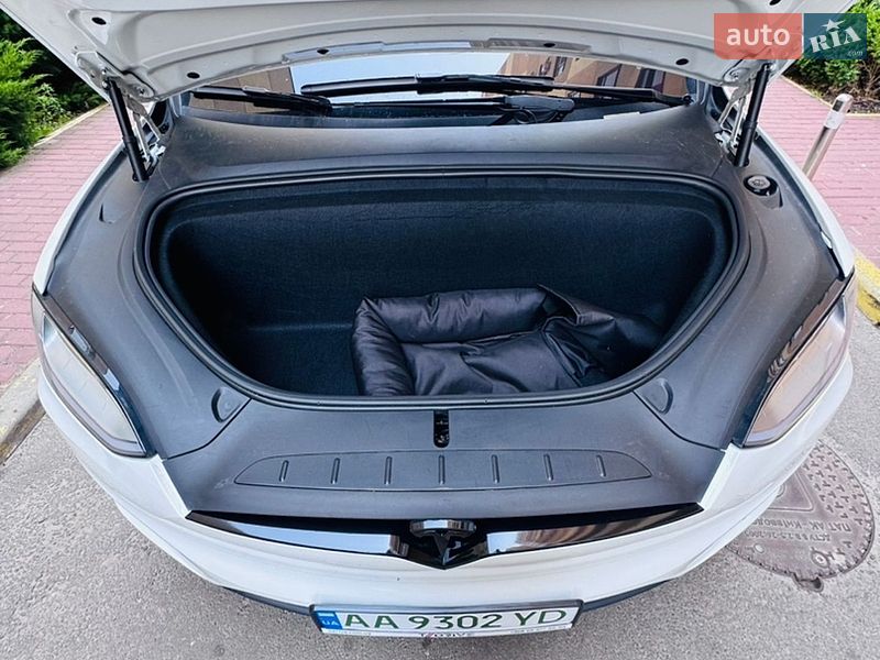 Позашляховик / Кросовер Tesla Model X 2020 в Києві фото 25 Позашляховик / Кросовер Tesla Model X 2020 в Києві