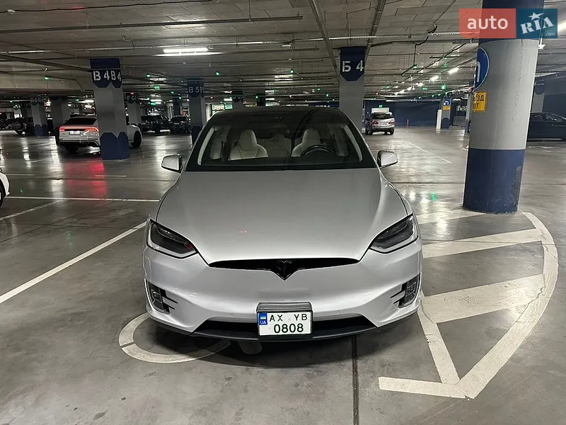 Tesla Model X