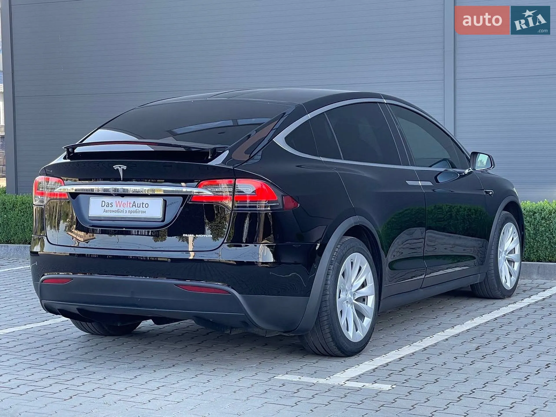 2020 Tesla Model X - мініатюра 8